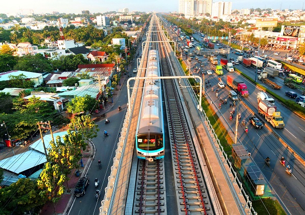 Sau khai trương, metro số 1 sẵn sàng nối dài