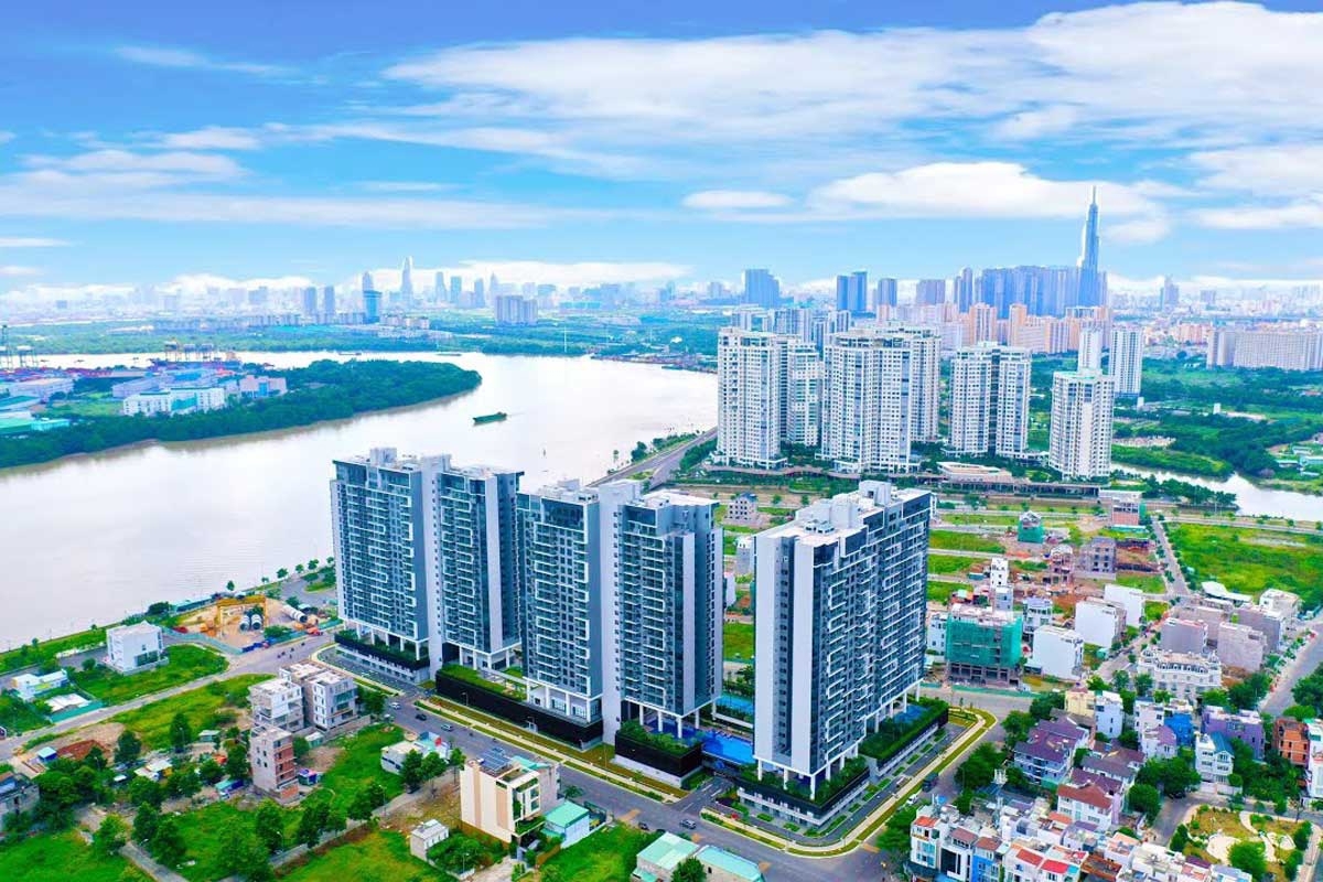 Thị trường Bất động sản Việt Nam đang bước vào giai đoạn hồi phục rõ rệt sau thời gian dài trầm lắng, với loạt tín hiệu tích cực từ cả phía cung – cầu. Nguồn cung tăng mạnh, tâm lý nhà đầu tư trở lại