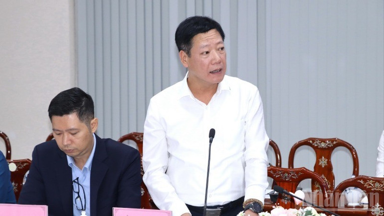 Ông Nguyễn Xuân Phong, Trưởng Ban chuẩn bị khi khai thác sân bay Long Thành cho biết, ACV đã đề xuất tỉnh Đồng Nai thành lập một khu thương mại tự do tại sân bay Long Thành.